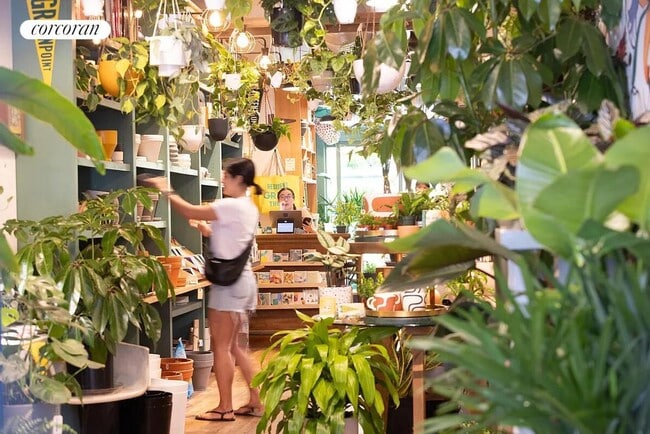 Building Photo - 85 Eagle St