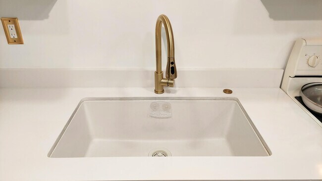 Building Photo - 367 S Federal Hwy