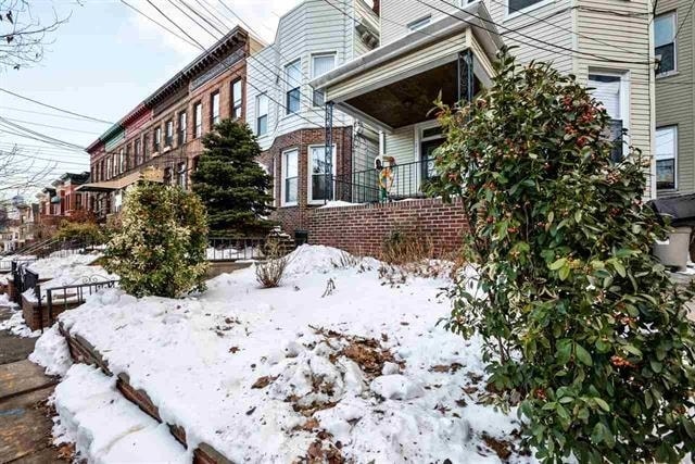 Building Photo - 221 Shippen St