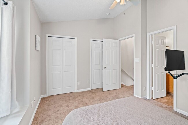 Building Photo - 6314 Inkberry Dr