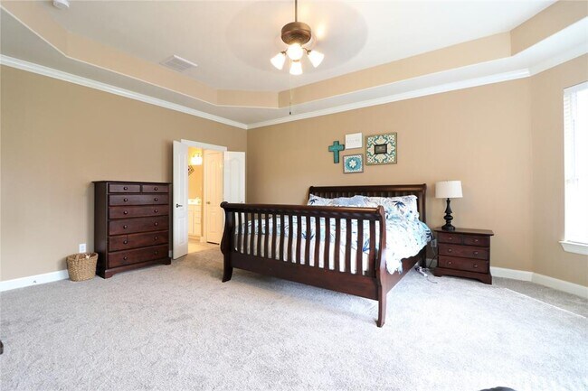 Building Photo - 6126 Emberwood Falls Dr