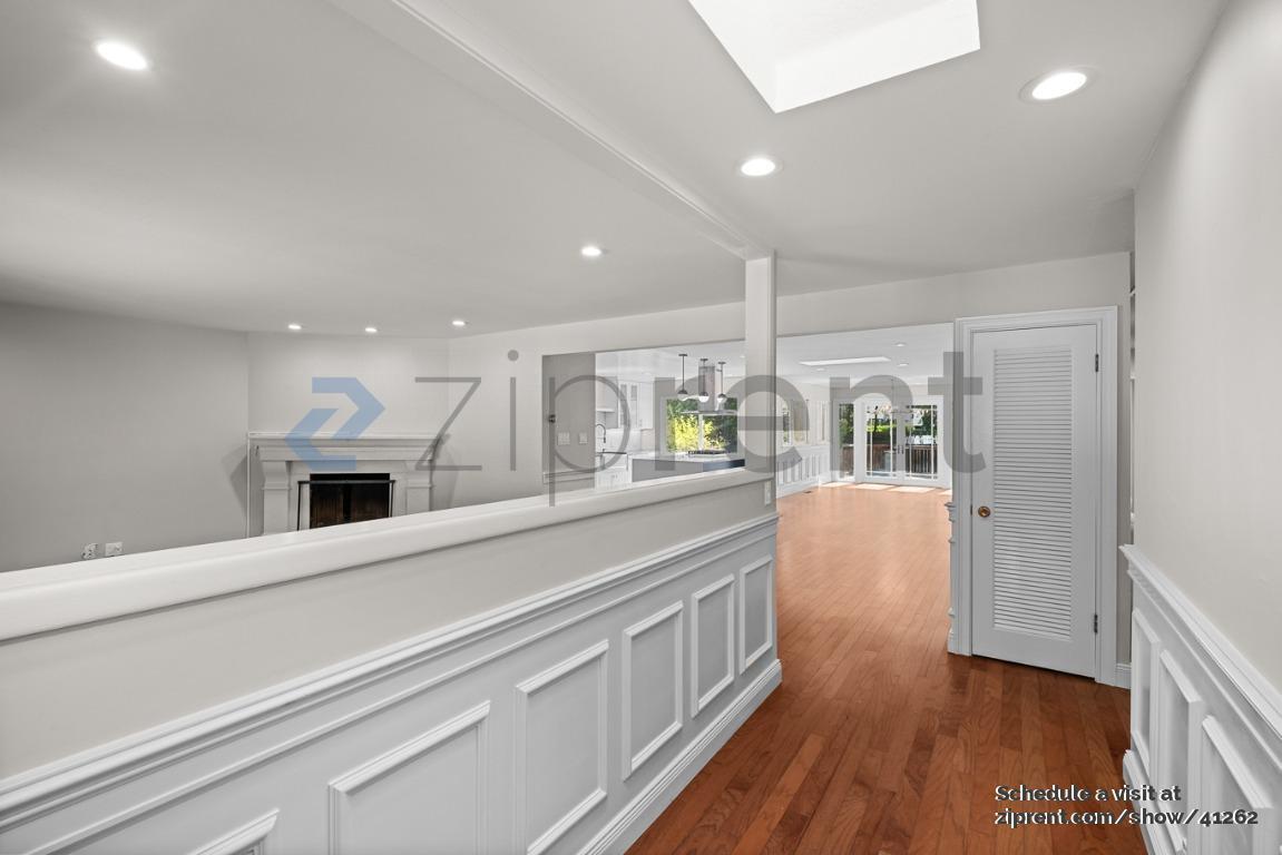 Building Photo - 2170 Walnut Blvd