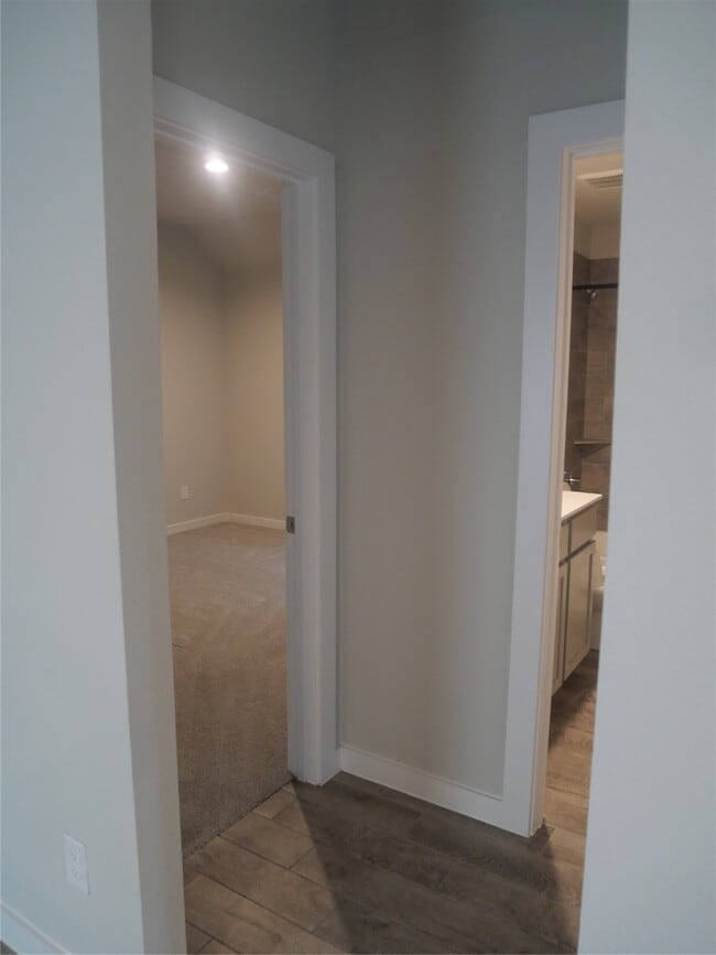 Building Photo - 2722 Oakleaf Ash Ln
