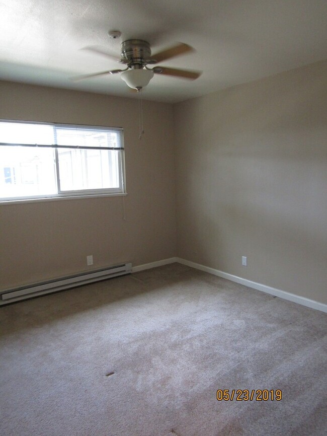 Building Photo - 1Bed/1Ba Apartment! in Coddingtown area