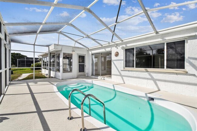 Building Photo - 3248 Rock Valley Dr