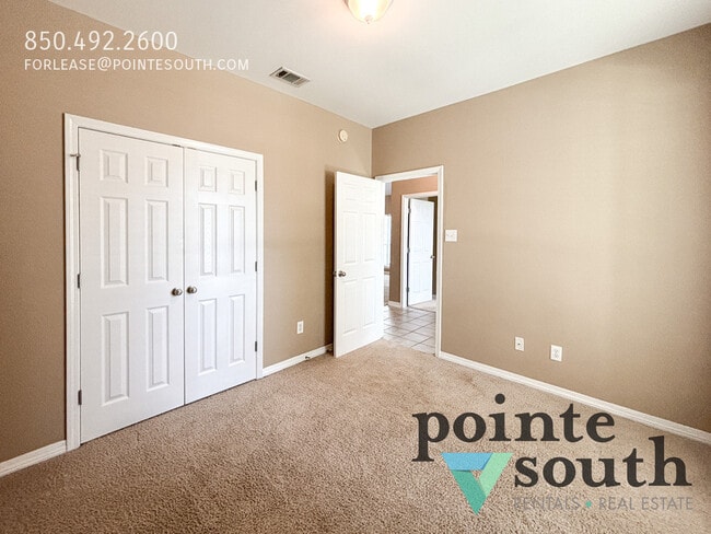 Building Photo - 29956 St Simon St