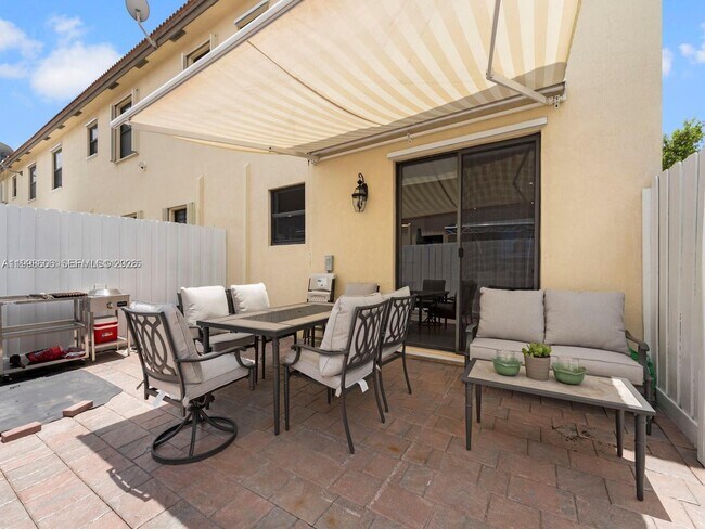 Building Photo - 8781 NW 98th Ct