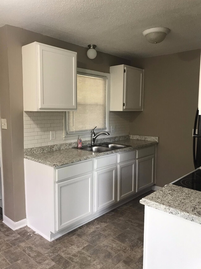 Building Photo - 5218 Madonna Dr