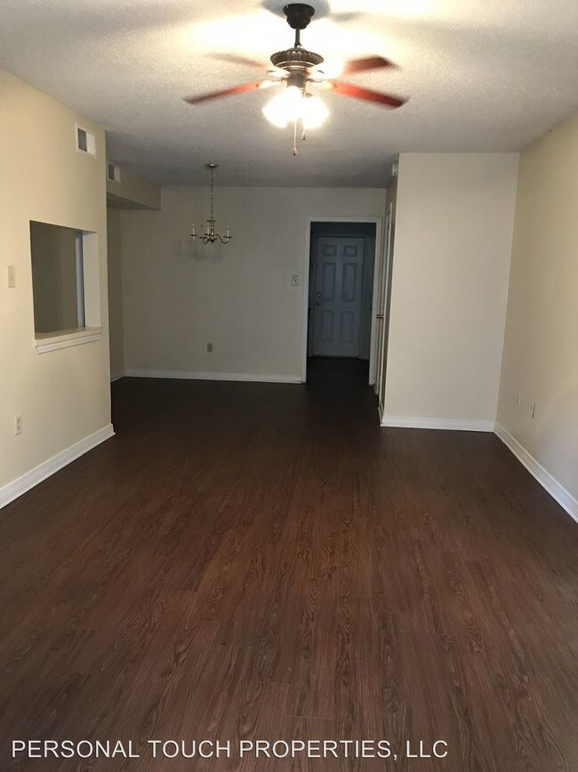 Primary Photo - 3023 Toulon Dr