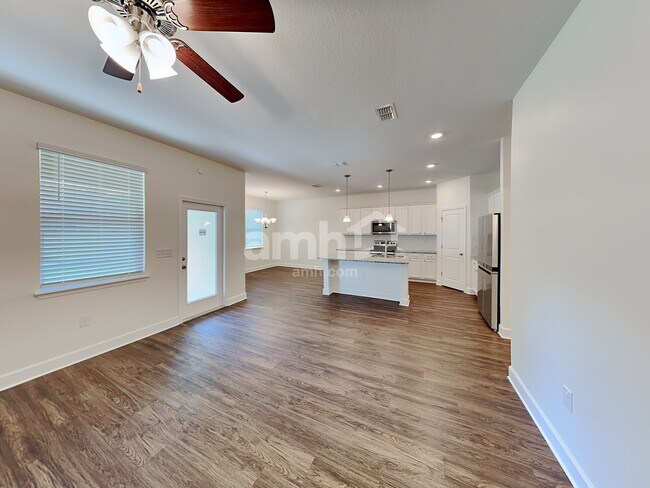 Building Photo - 16428 Willo Pines Ln