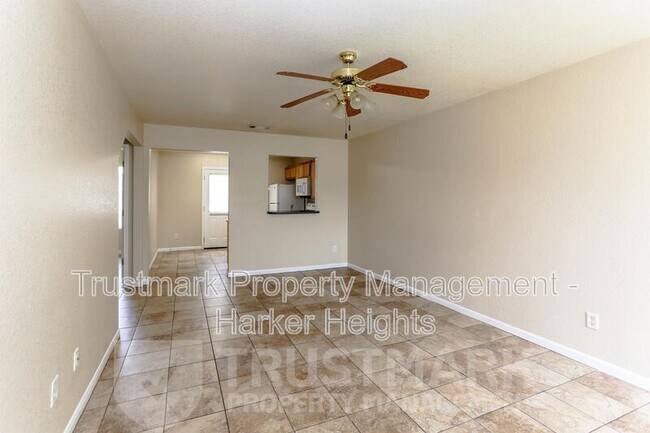 Building Photo - 3805 Wind Ct