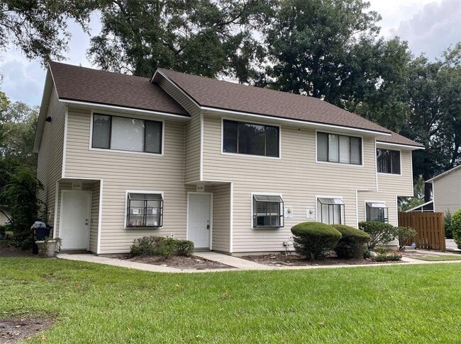 Primary Photo - 6138 SW 8th Ln