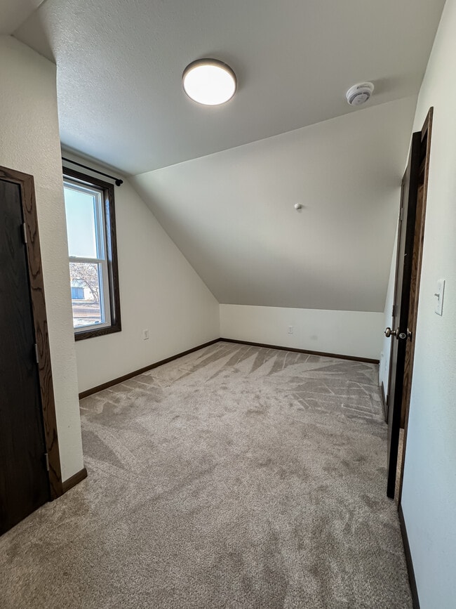 Building Photo - Rustic Farmhouse