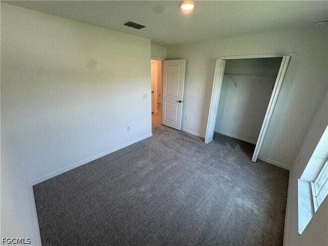 Building Photo - 1609 NE 33rd Terrace