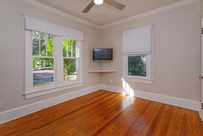 Building Photo - 1001 E Jefferson St