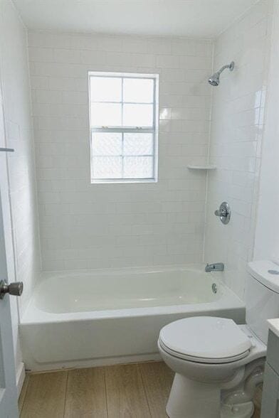 Building Photo - 2412 SE 47th St