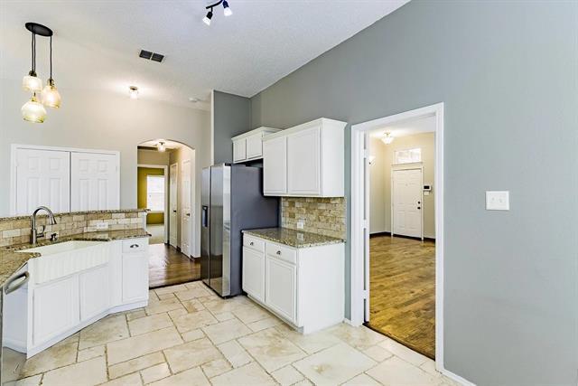 Building Photo - 4712 Basil Dr