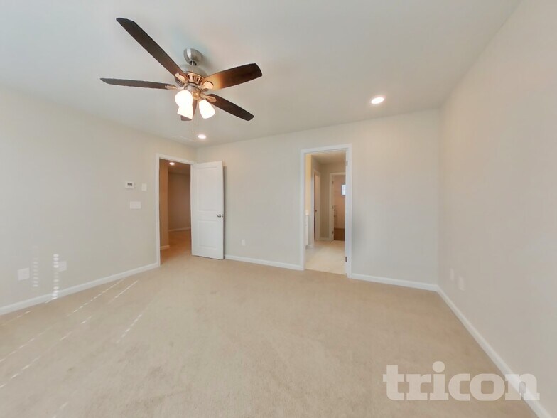 Building Photo - 36 Leyland Ct