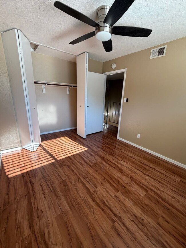 Building Photo - ***Half of First Month Rent until 1/31/26***2 Bedroom Condo in Natomas
