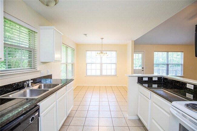 Building Photo - 2 Watling Ln