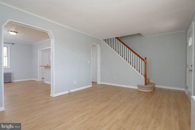 Building Photo - 2475 Fairway
