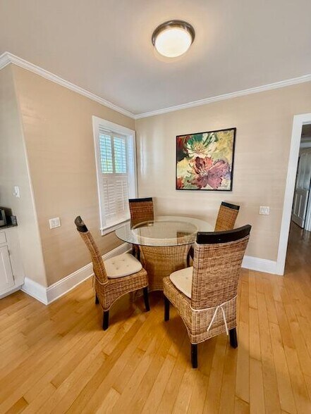 Building Photo - 1417 Ashby St