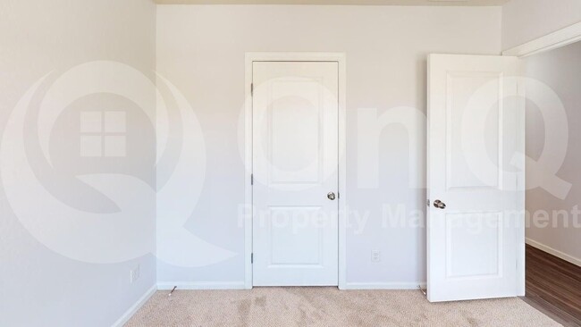 Building Photo - 286 E Bobcat Pl