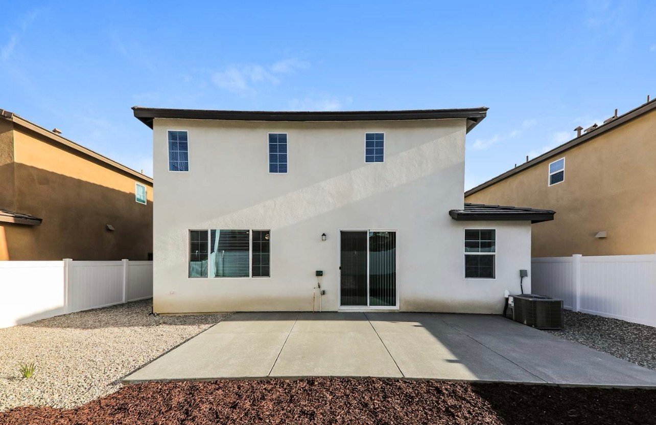 Building Photo - 2444 Gunner Ridge Way