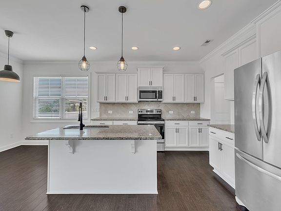 Building Photo - Build Equity While Leasing - Lease and Own...