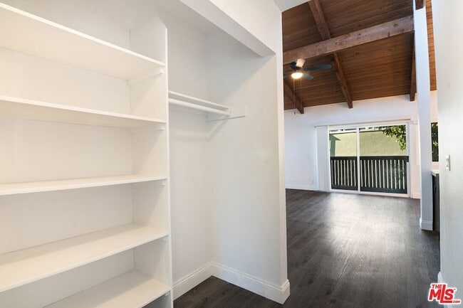 Building Photo - 4810 Hollow Corner Rd