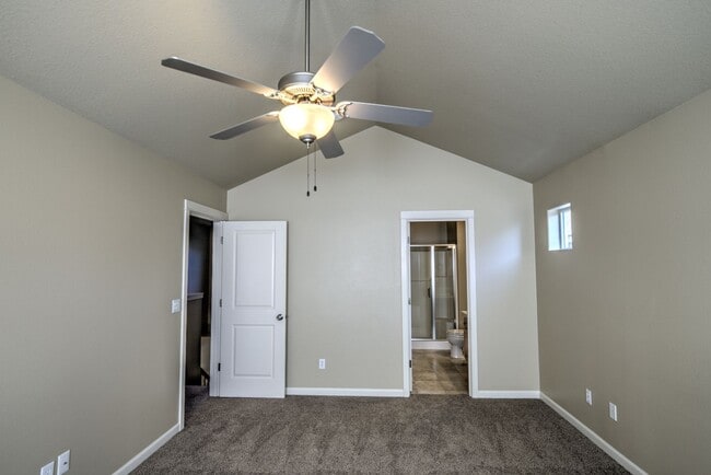 Building Photo - 63036 NE Amherst Pl