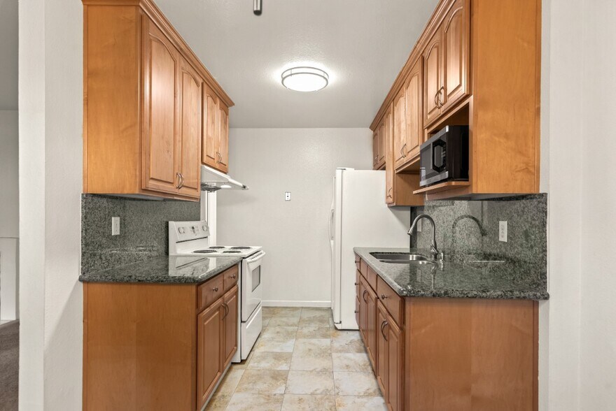 Building Photo - 247 N Capitol Ave