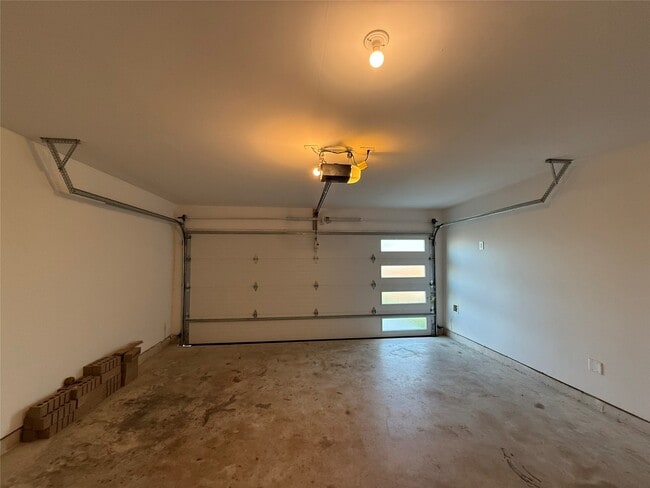 Building Photo - 28918 Yulee Mill Dr