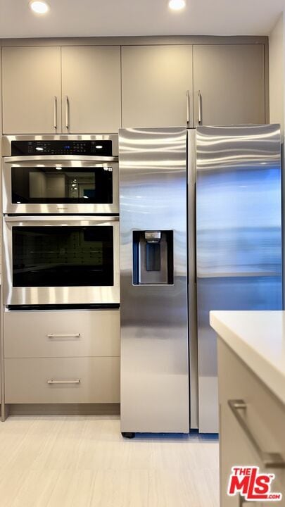 Building Photo - 414 N Palm Dr