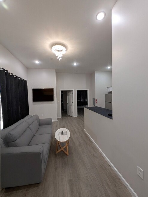 Building Photo - 295 Avenue B
