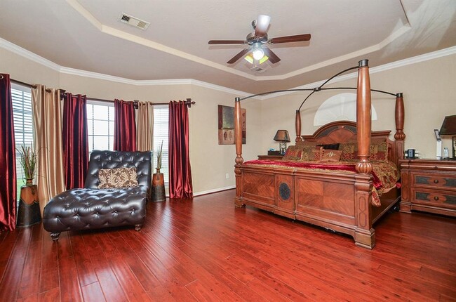 Building Photo - 25419 Richton Falls Dr