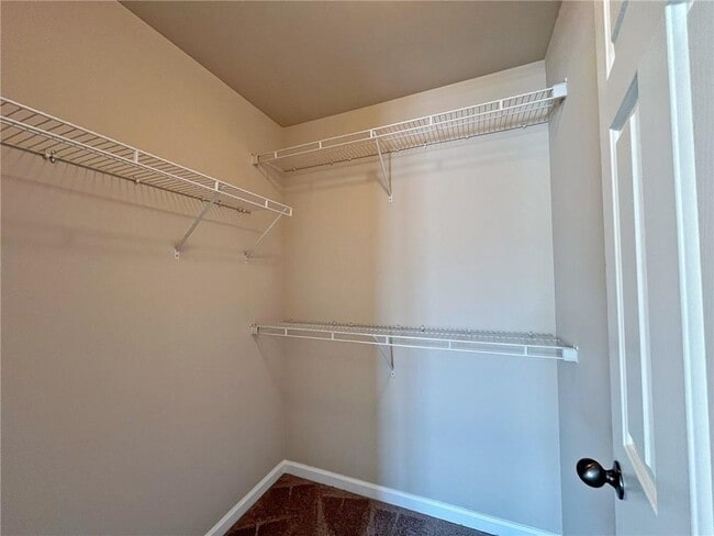 Building Photo - 525 Grove Field Ct NW