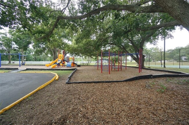 Building Photo - 7605 Glades Ct