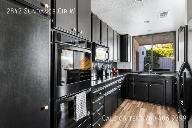 Building Photo - 2842 Sundance Cir W