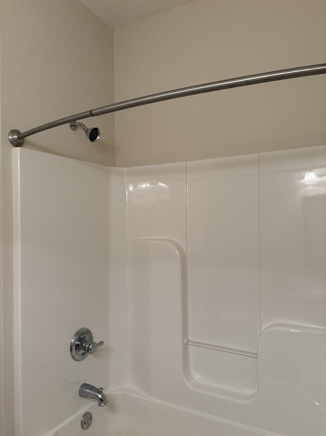 Building Photo - 2500 Crossings Blvd