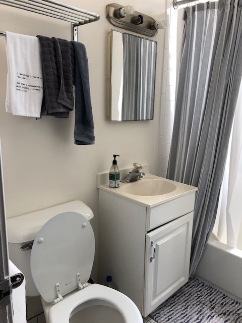 Building Photo - 2201 Ridge Ave