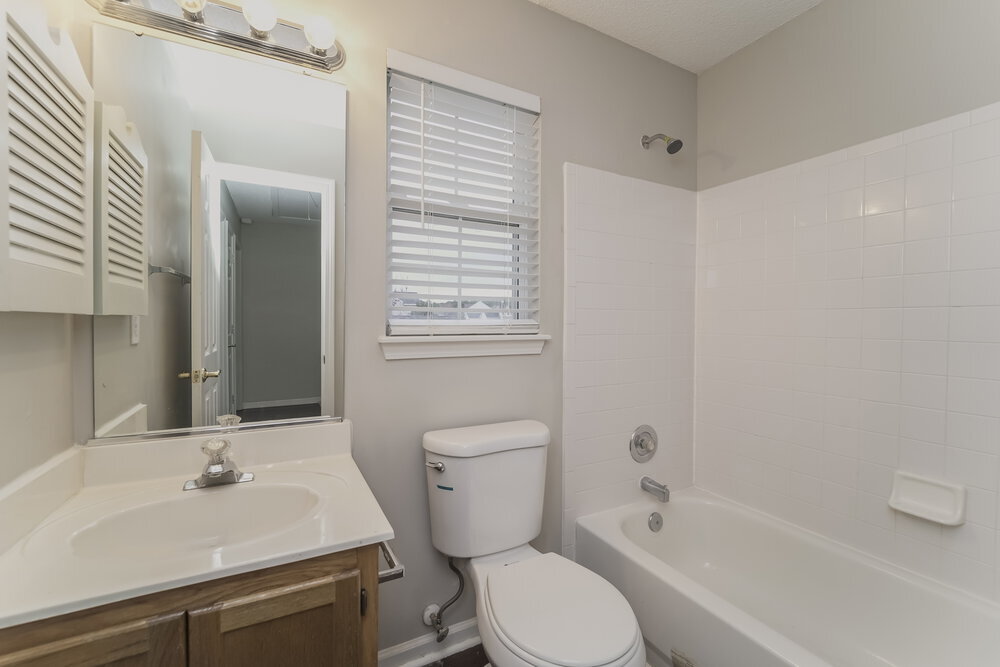 Building Photo - 4885 Bentridge Dr NW