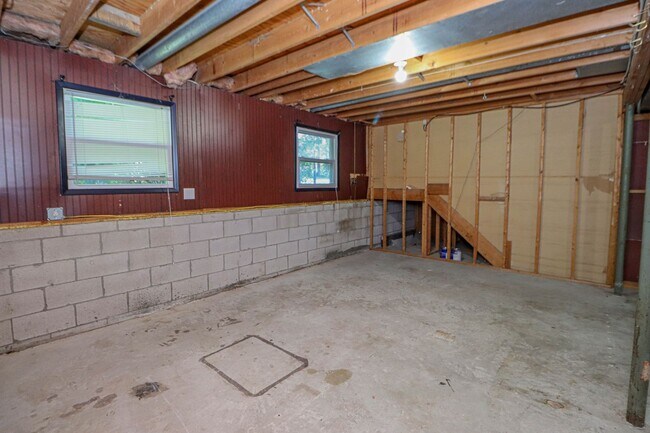 Building Photo - 3 Bedroom Oasis in Severna Park