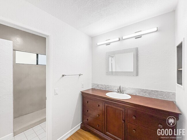 Building Photo - Updated 2BR/2BA Condo in Lupine Hills – Ga...
