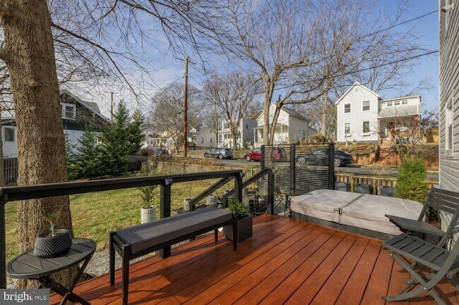 Building Photo - 4240 34th St