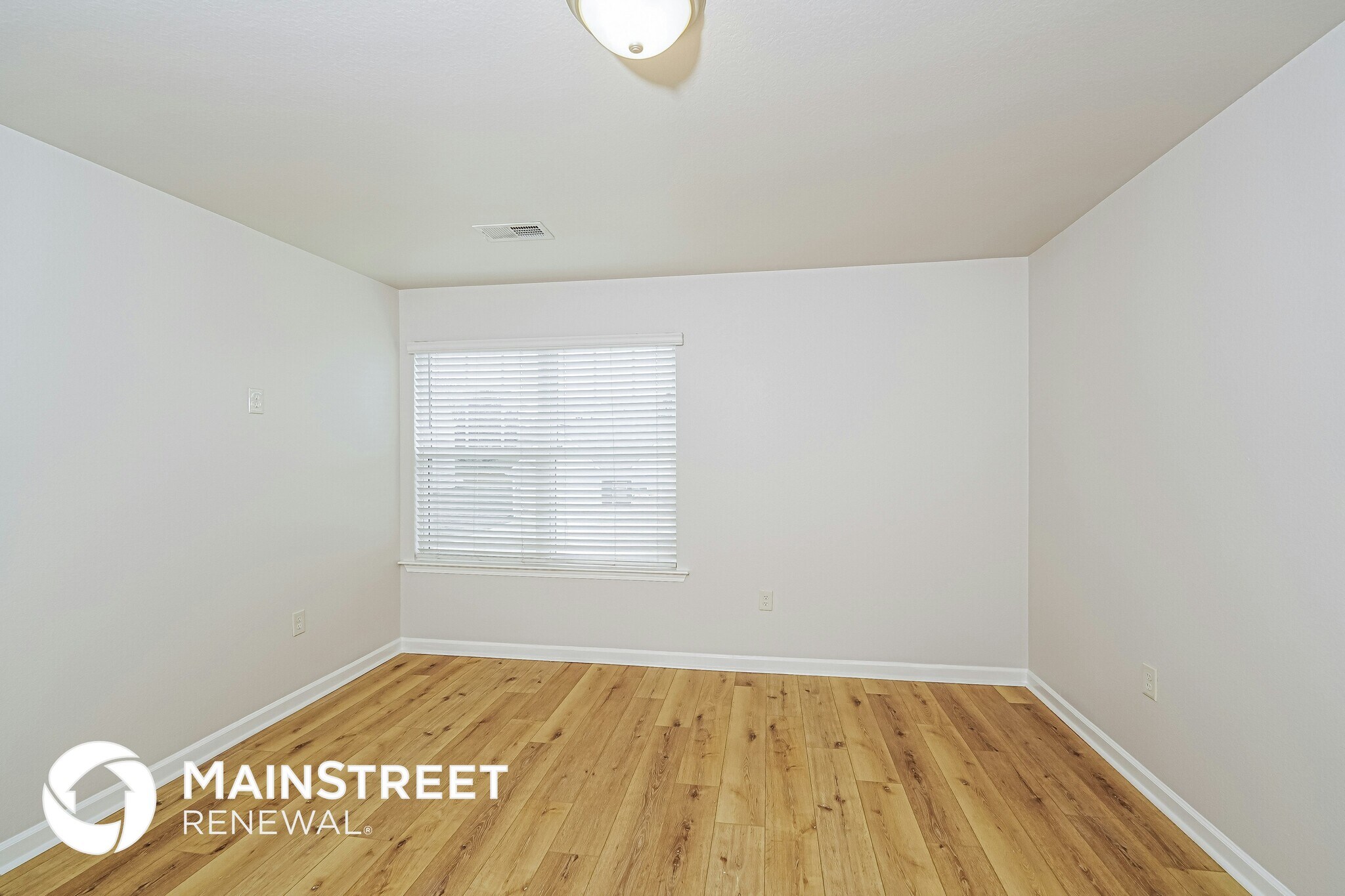 Building Photo - 360 Clover Cir