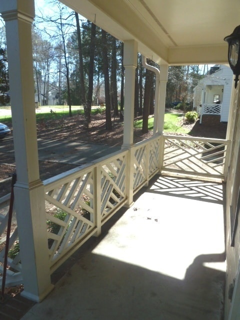 Building Photo - Inviting 3br house in Morrisville with woo...