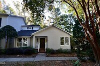 Building Photo - 531 Weathersfield