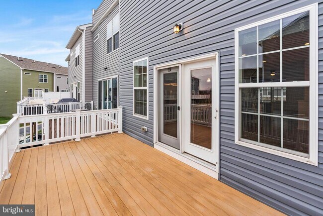 Building Photo - 6202 Davinci St