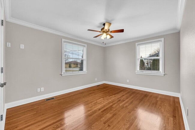 Building Photo - Great Location! Memorial Dr! Beautiful 3 Bedroom 2 Bath Ranch over Unfinished Basement!!